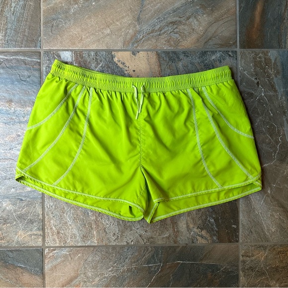 Athleta Pants - Athleta Record Time Running Shorts Women’s Size XL Lime Green